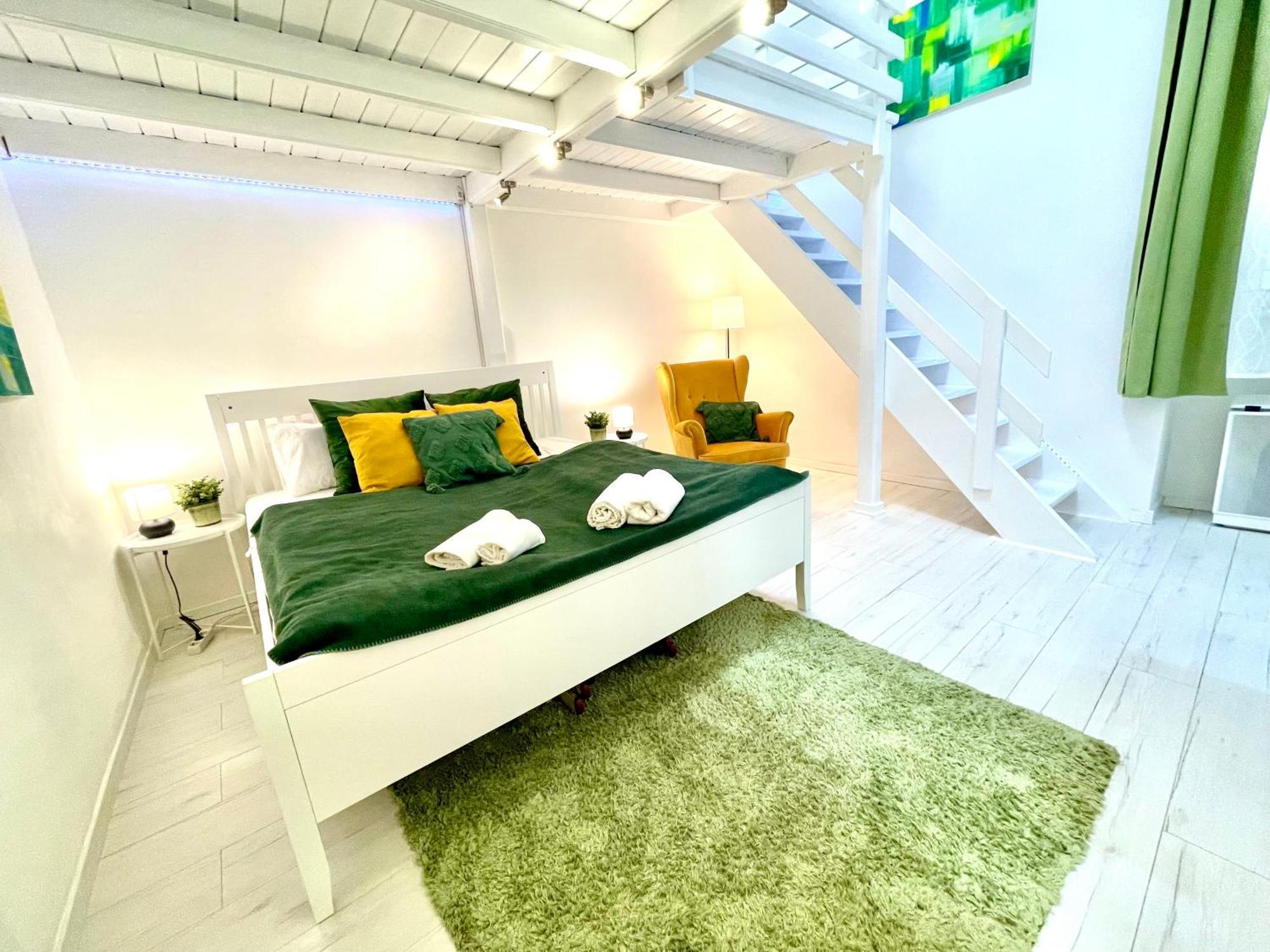 Teresian Apartment Near The Andrassy Street Free Air Conditioner Free Coffee Budapeste Exterior foto